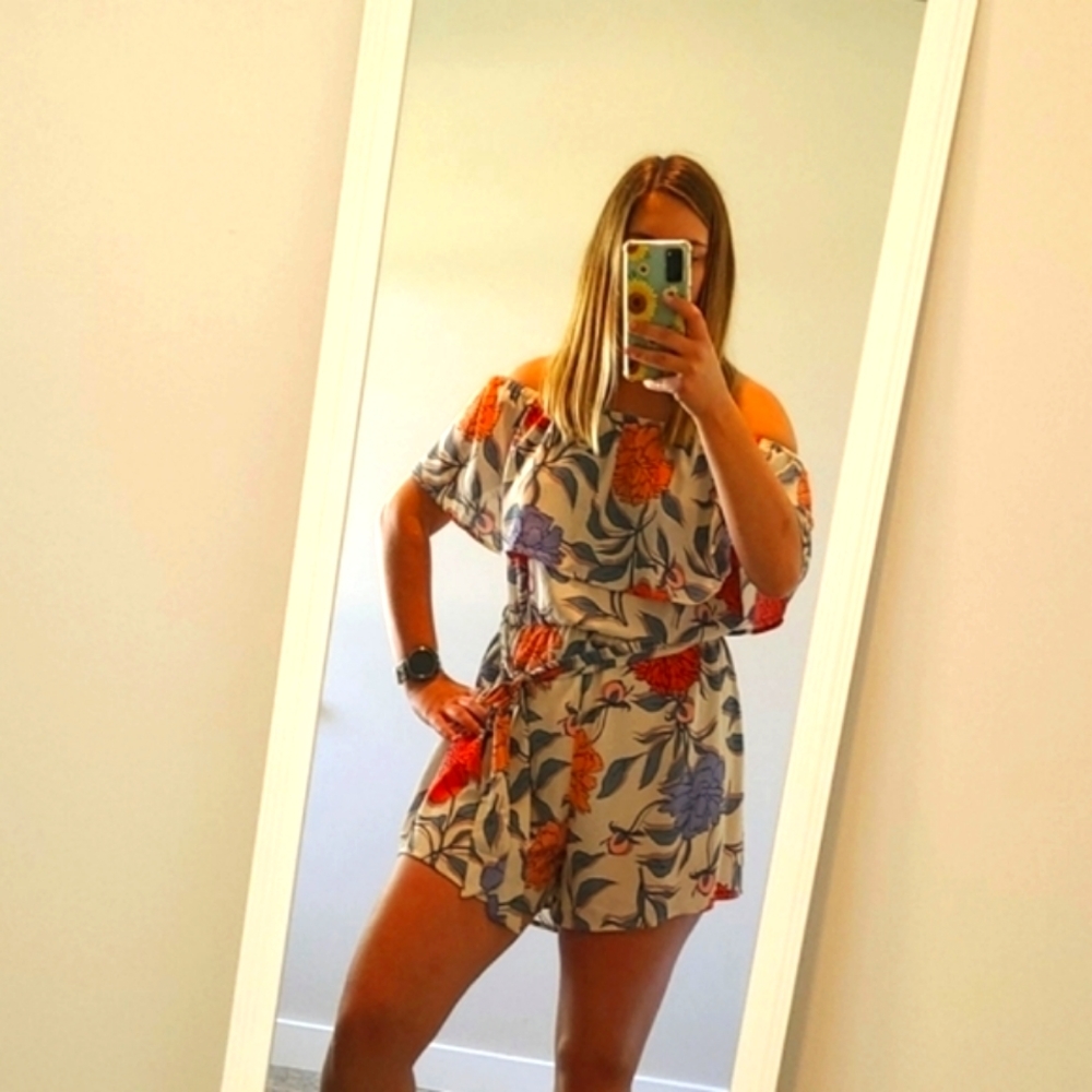 LUSH Floral‎ Romper